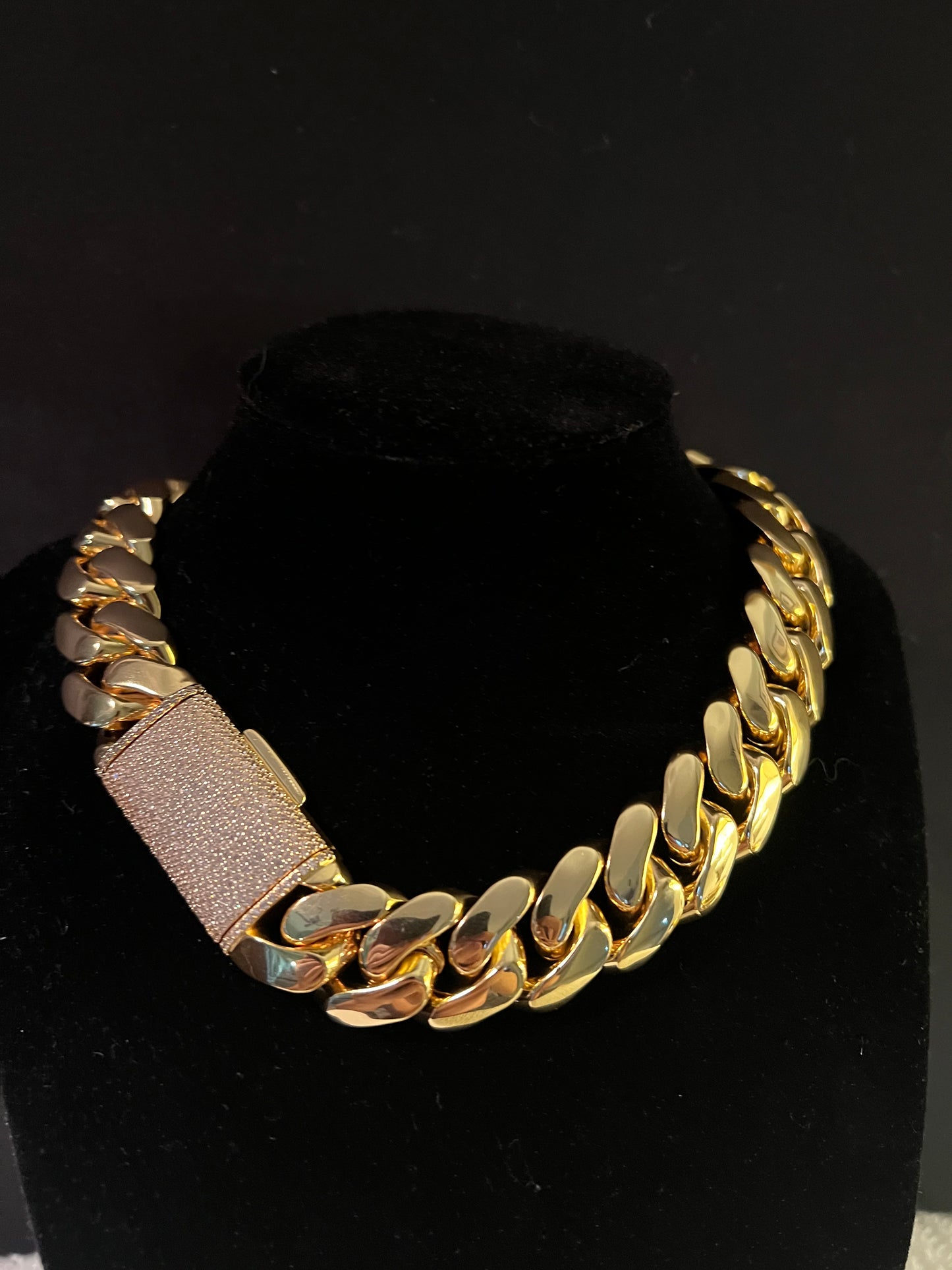 20mm 18in. 14k Gold Miami Cuban Chain